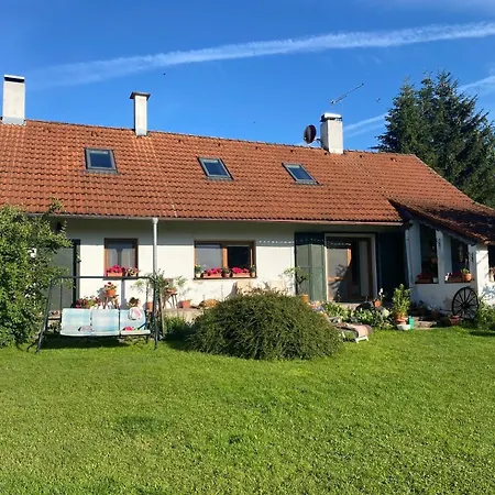 Feriehus Chaloupka Na Konci Sveta